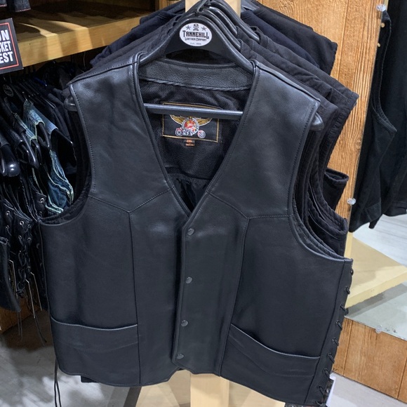 Men’s Conceal Carry Leather Vest with Side Laces - Picture 1 of 3